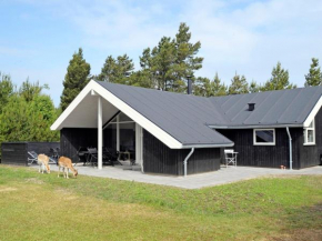 Three-Bedroom Holiday home in Blåvand 52